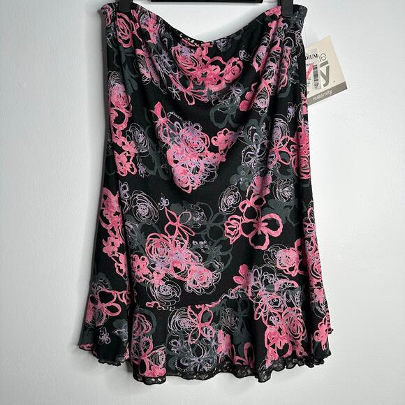 NWT Bundle of Joy Women's Vintage Black and Pink Floral‎ A-Line Skirt Size M - Picture 1 of 7